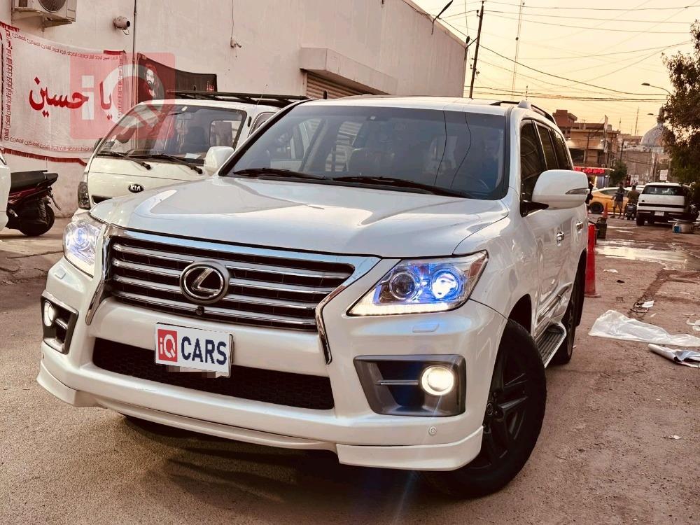 Lexus LX